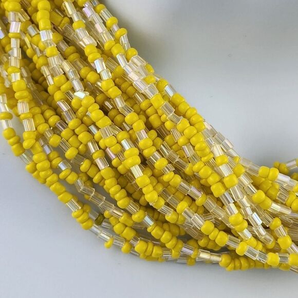 🔸️NWT Yellow Beaded Multi Strand Statement Necklace - Picture 8 of 10